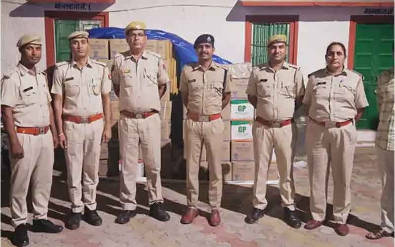 सिलिकॉन की पैकिंग पर नकली ट्रेडमार्क:गोविंदगढ़ पुलिस ने 40 लाख रुपए की कीमत के 510 कार्टन जब्त किए