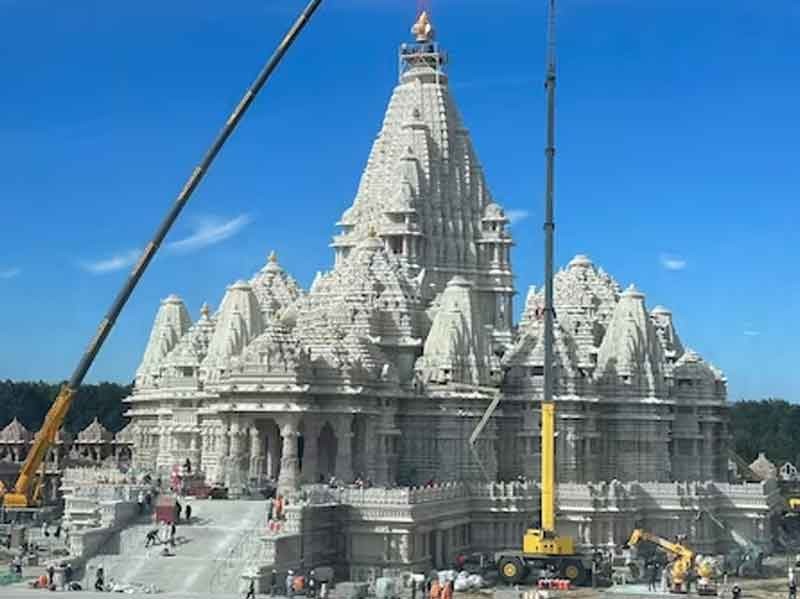 दुनिया का दूसरा सबसे बड़ा मंदिर तैयार, 8 को उद्घाटन