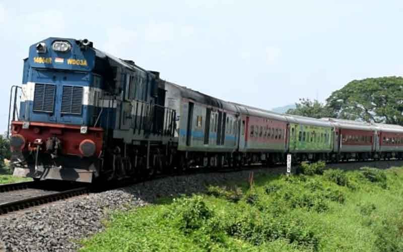 किशनगढ़ रुकेगी कामाख्या एक्सप्रेस
